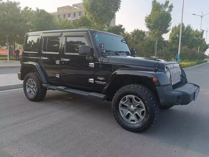 滄州12年Jeep牧馬人3