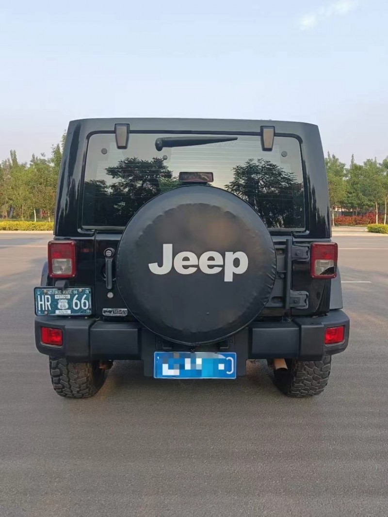 滄州12年Jeep牧馬人9