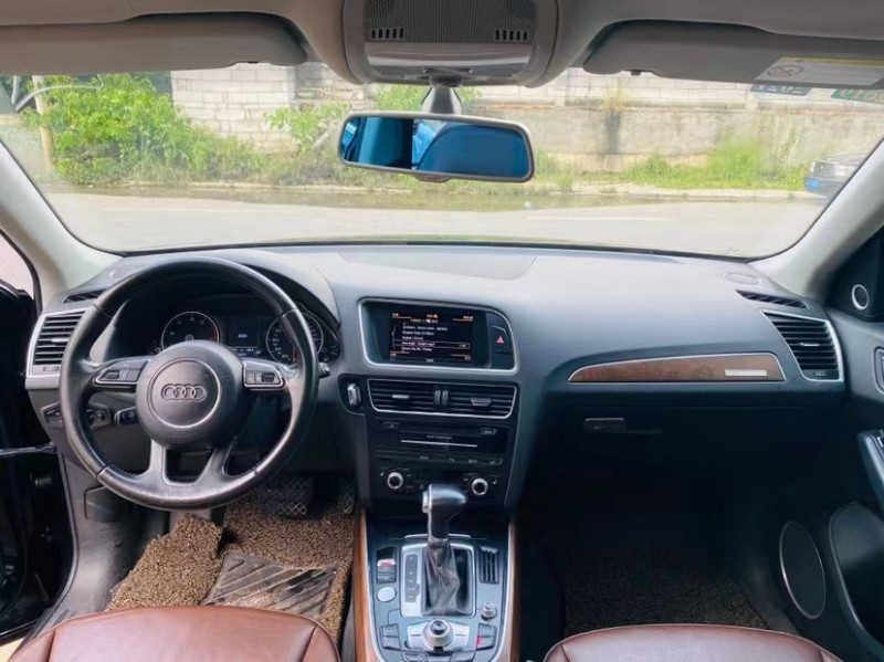 东莞15年奥迪Q55