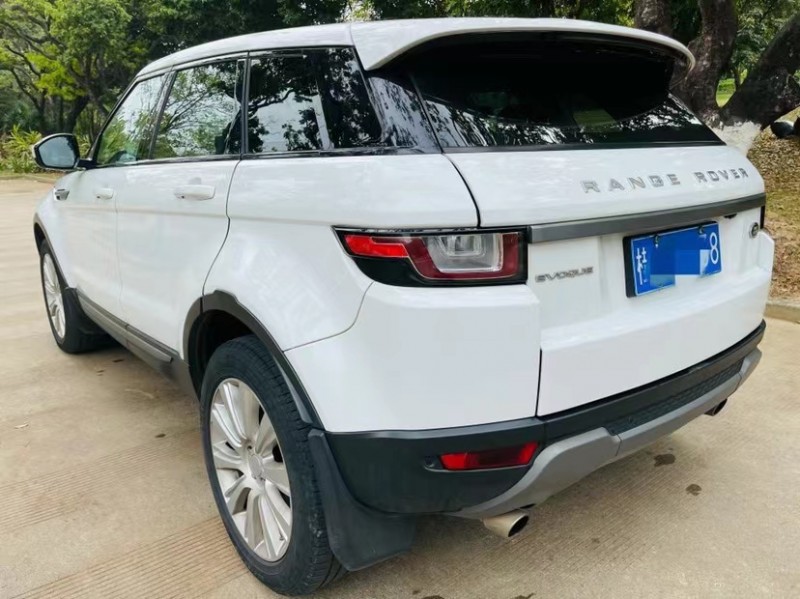 东莞17年路虎极光7