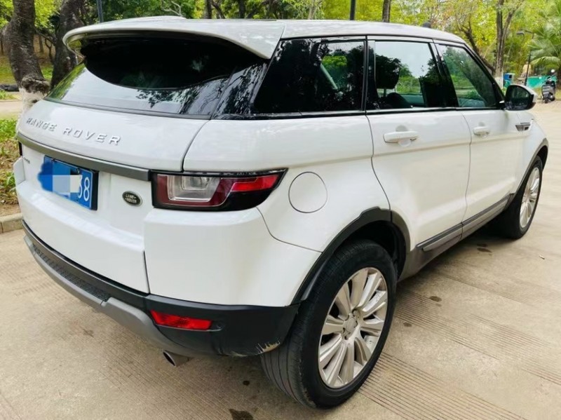 东莞17年路虎极光8