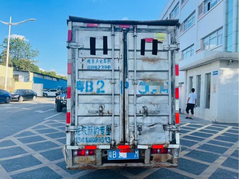 东莞13年长安汽车新豹MINI9