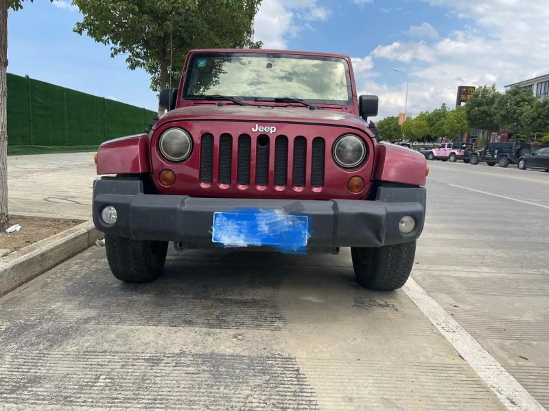 唐山13年Jeep牧馬人1