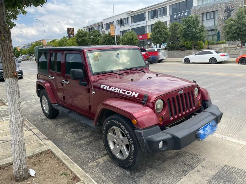 唐山13年Jeep牧馬人3