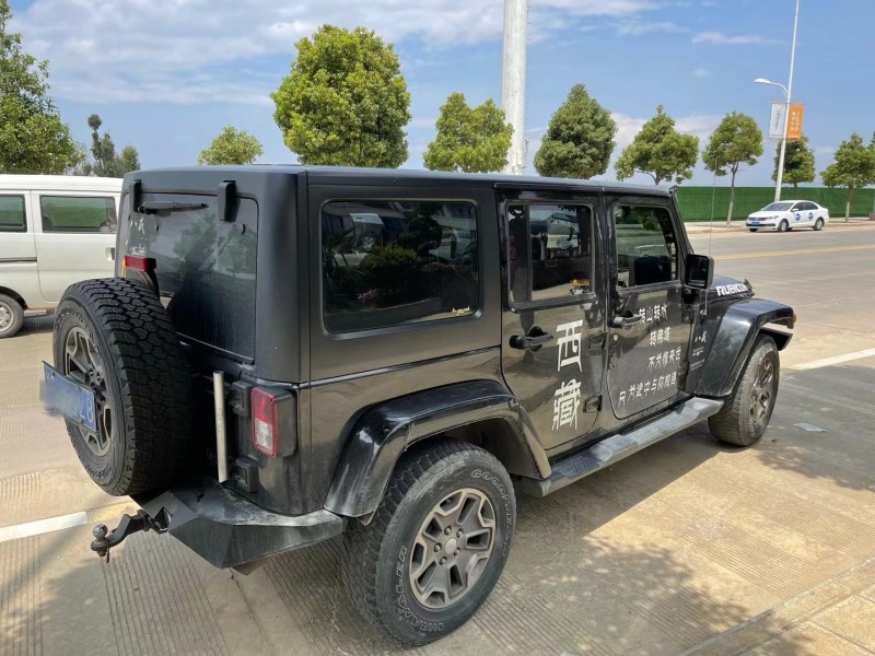 唐山18年Jeep牧馬人4