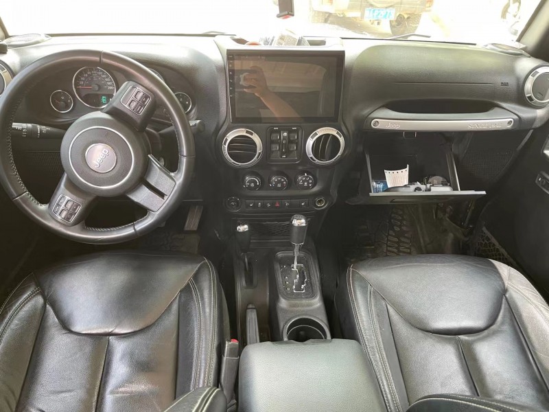 唐山18年Jeep牧馬人8