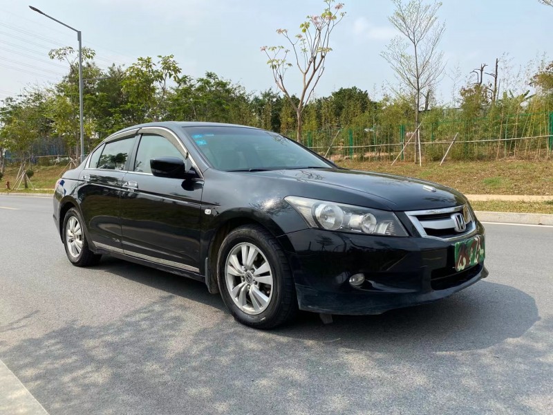 东莞08年本田雅阁2