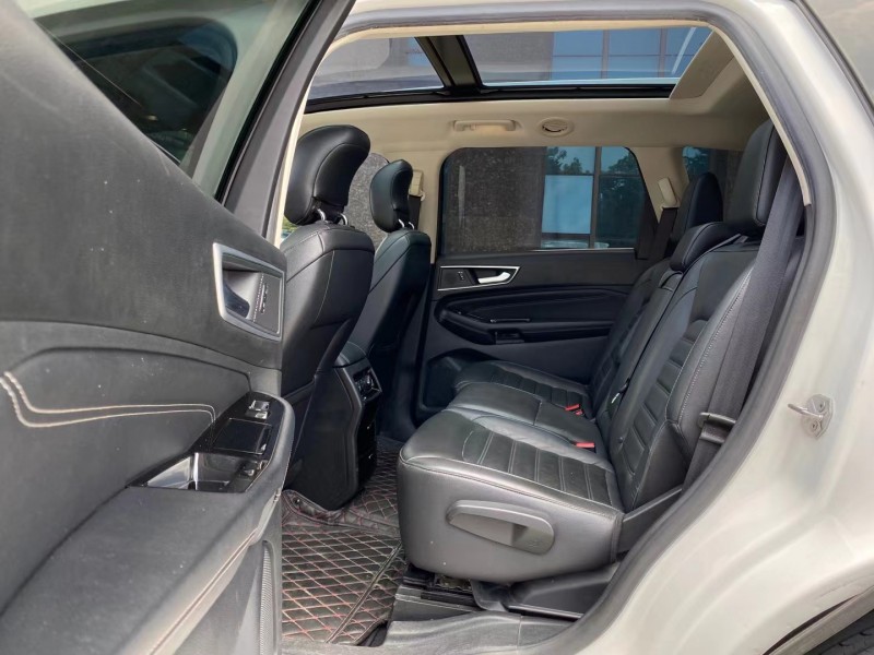 东莞15年福特锐界8