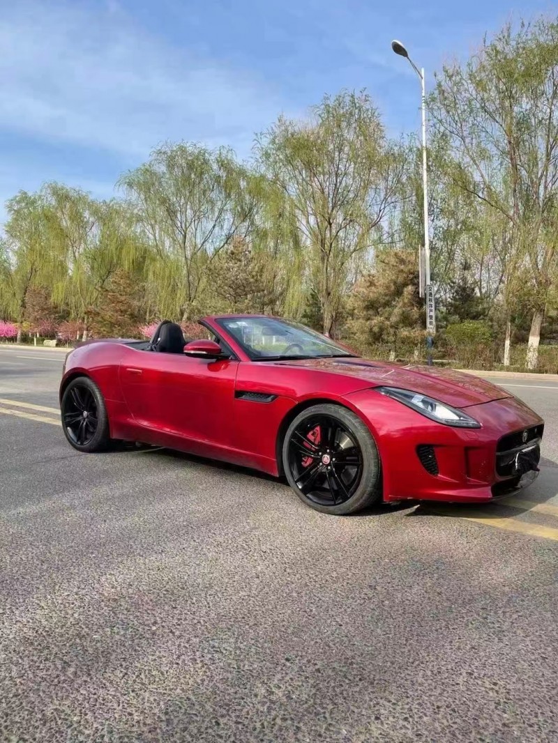 大同13年捷豹F-Type2