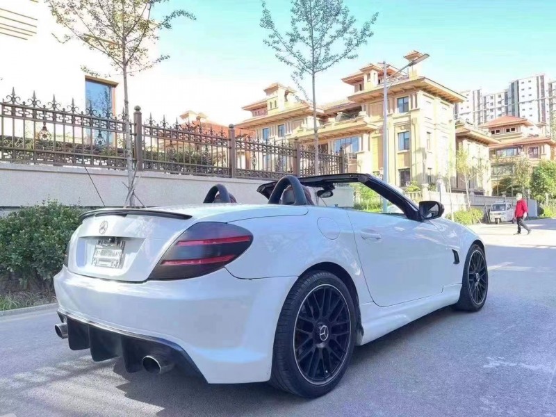 青岛10年奔驰SLK3