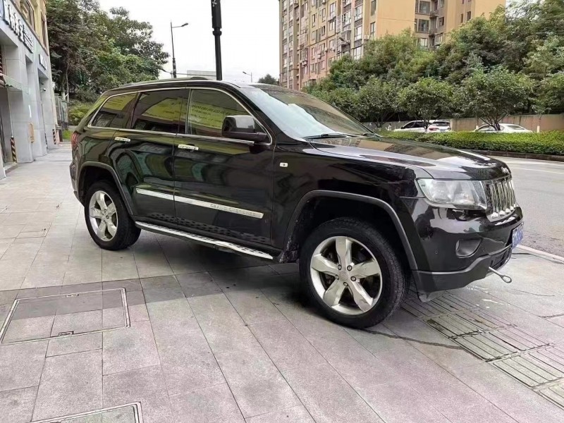 重慶12年Jeep大切諾基6