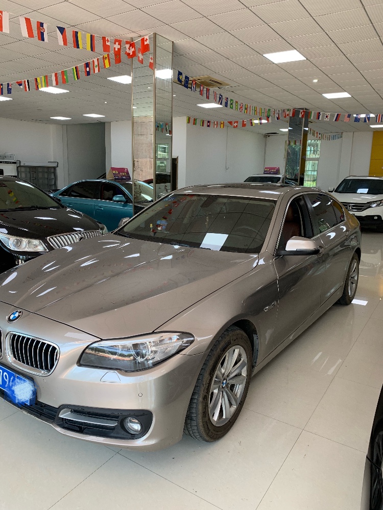 武汉15年宝马5系9