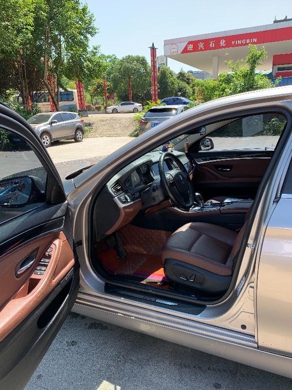 武汉15年宝马5系5