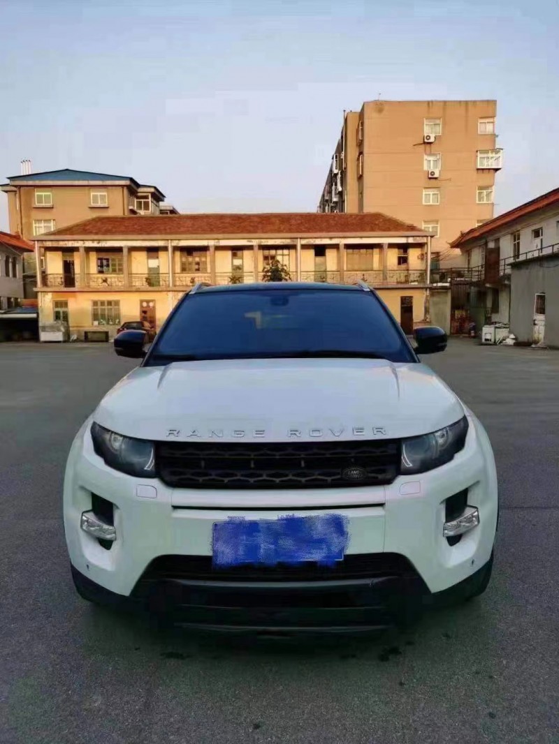 济宁13年路虎极光1