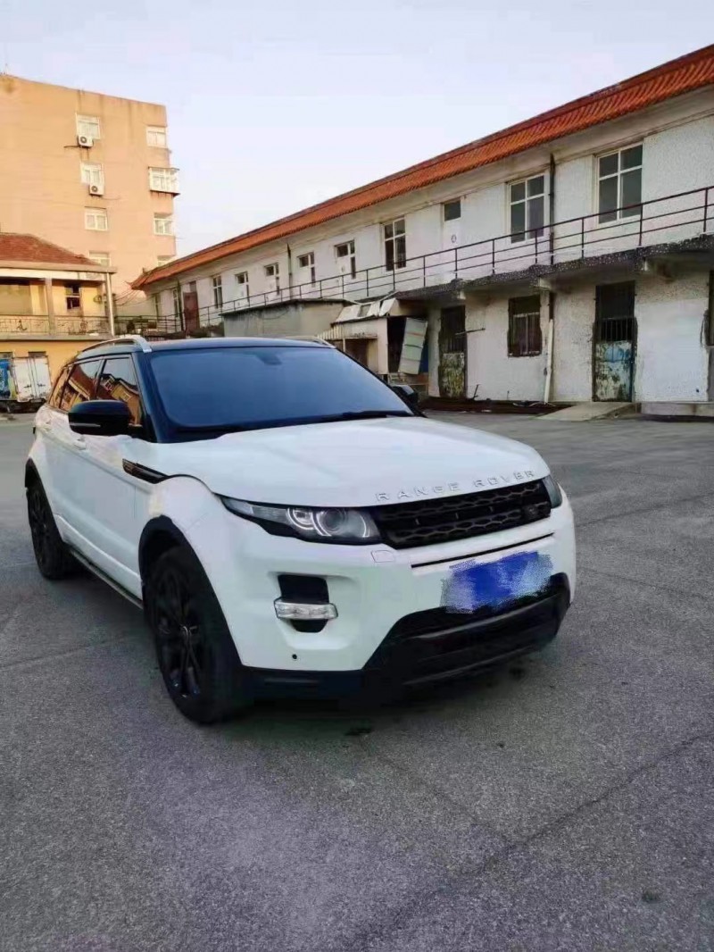 济宁13年路虎极光3