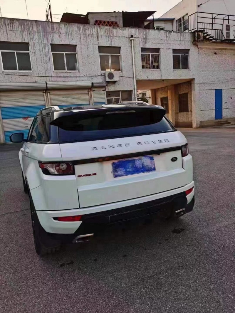 济宁13年路虎极光7