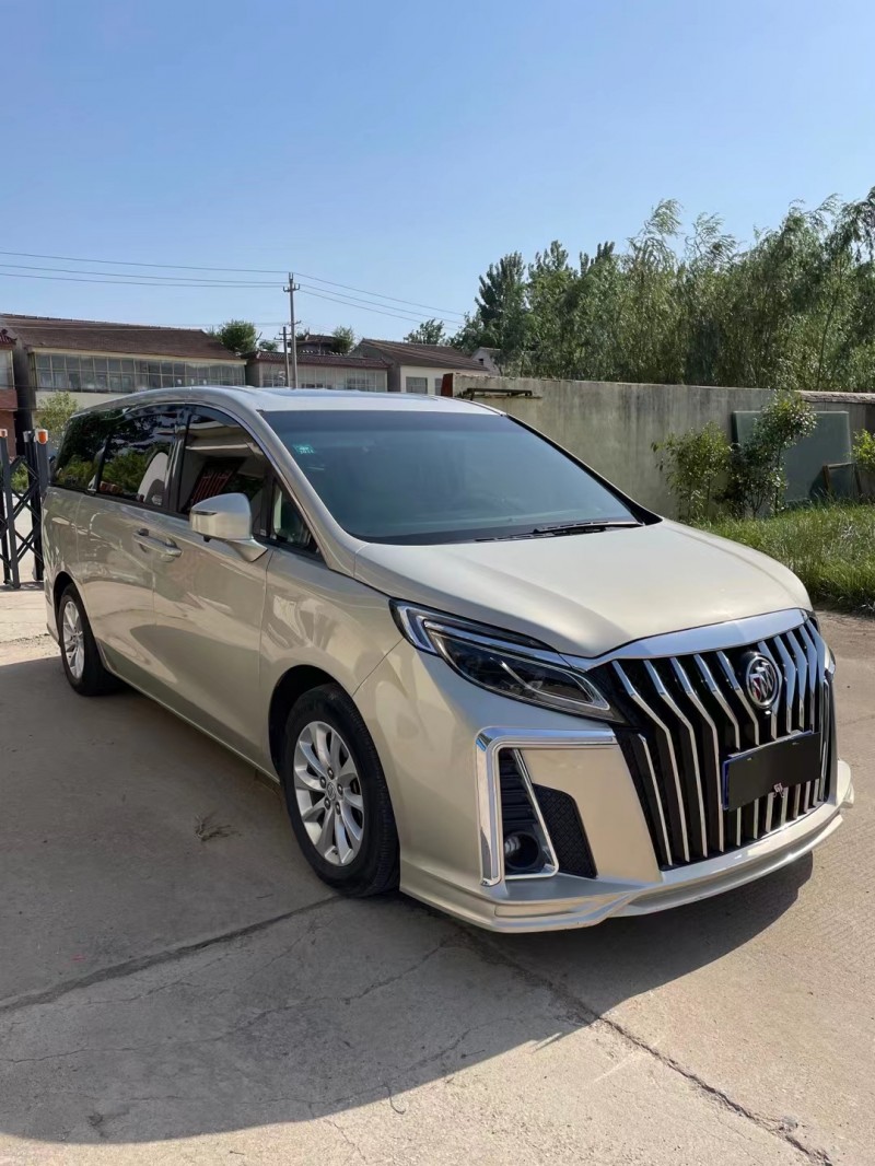 徐州19年别克GL82