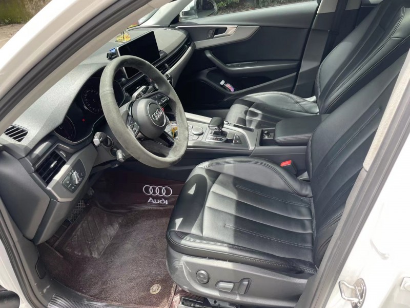 成都18年奥迪A4L4