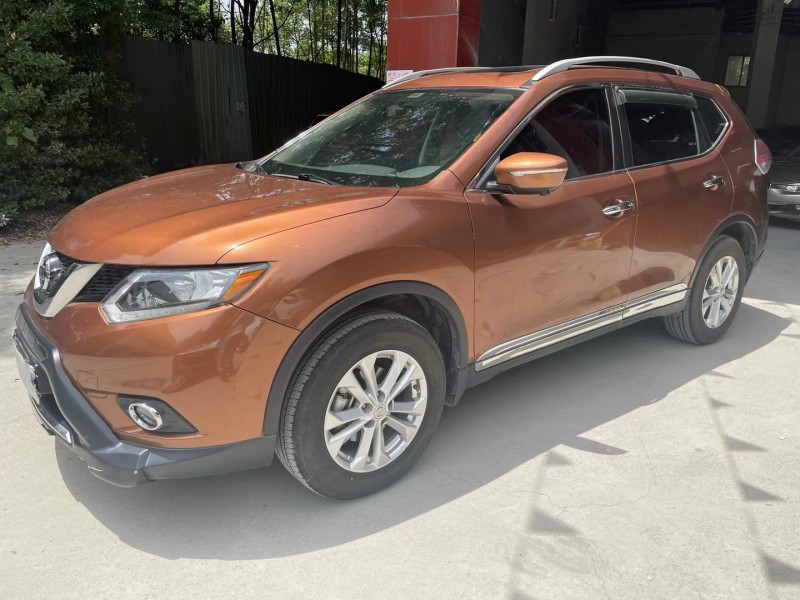 成都14年日产奇骏2