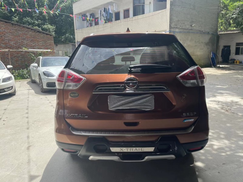 成都14年日产奇骏9