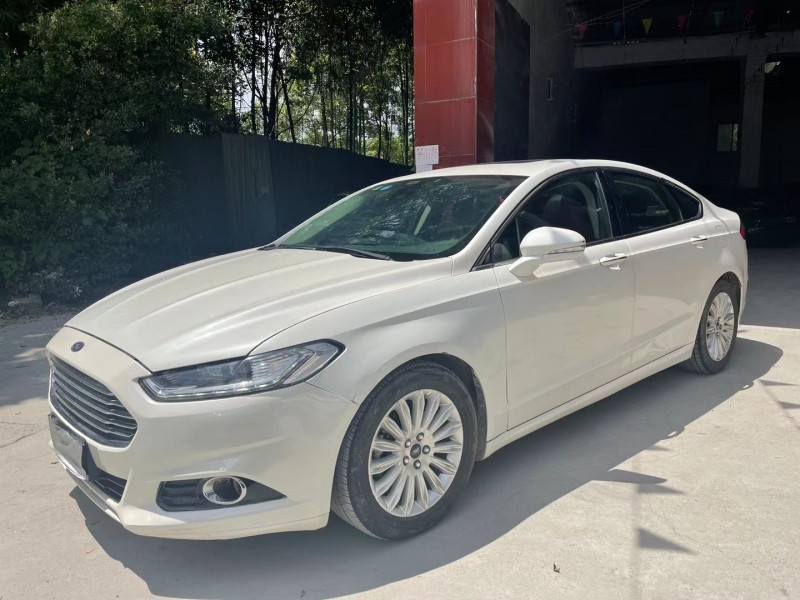 成都16年福特蒙迪欧2