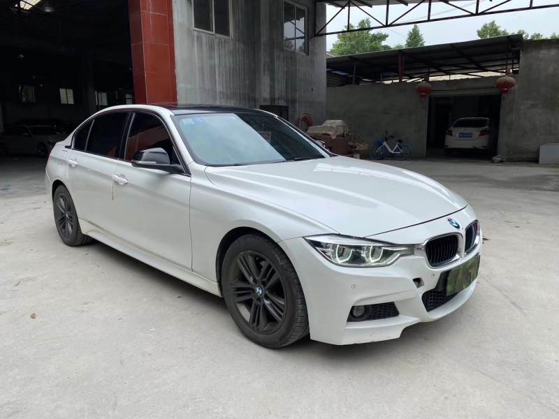 成都16年宝马3系3