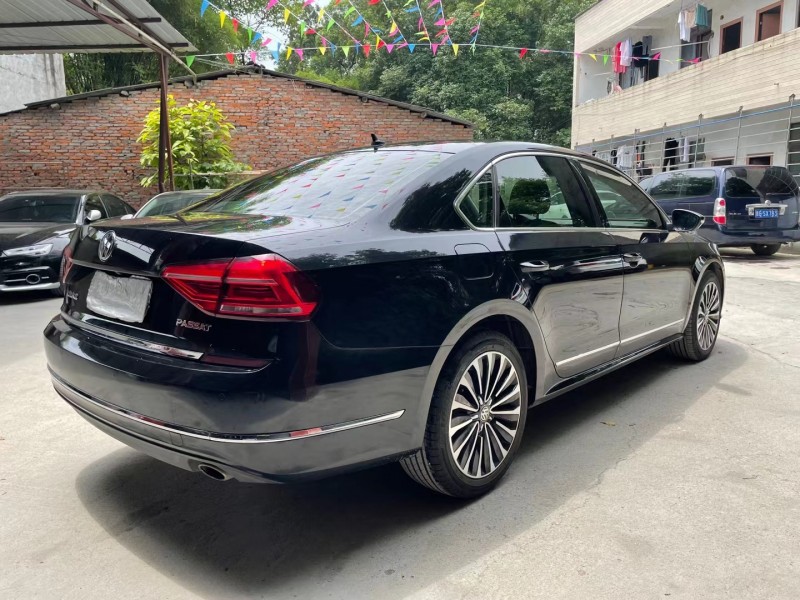 成都17年大众帕萨特7