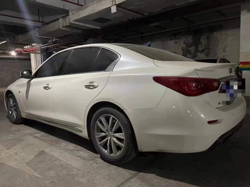 重慶16年英菲尼迪Q50L7