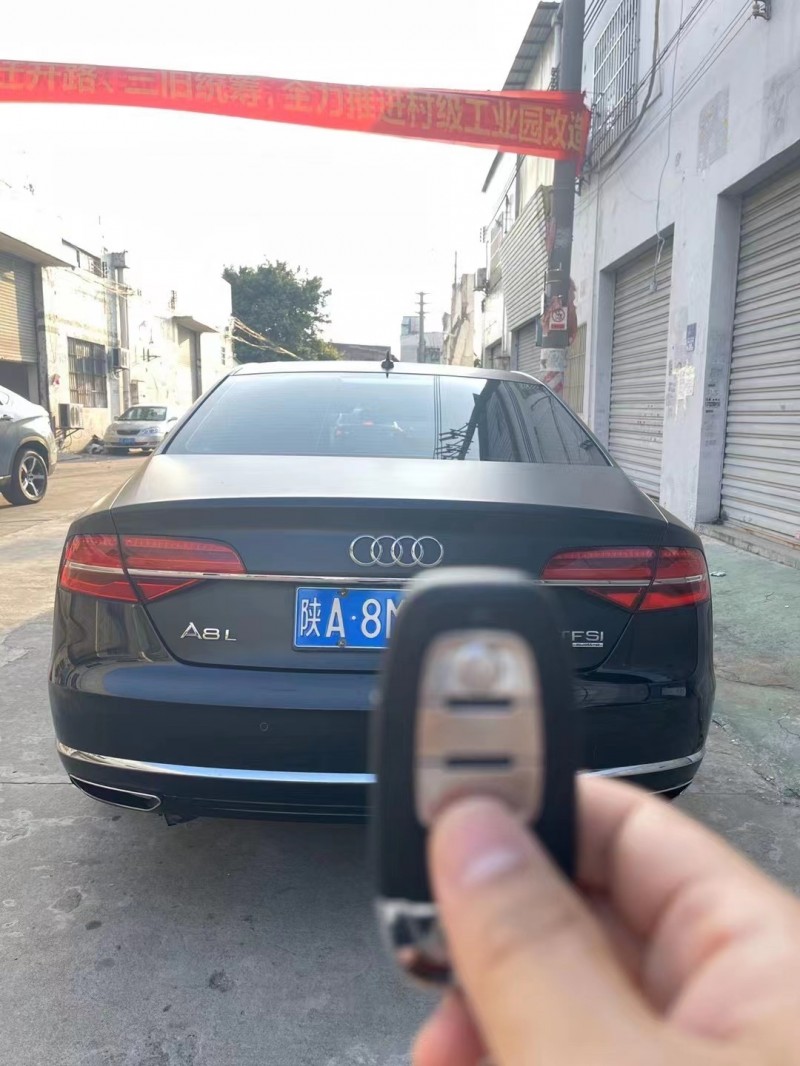 广州16年奥迪A8L4