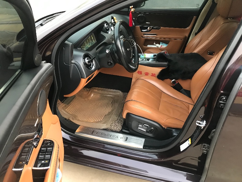青島12年捷豹XJ4