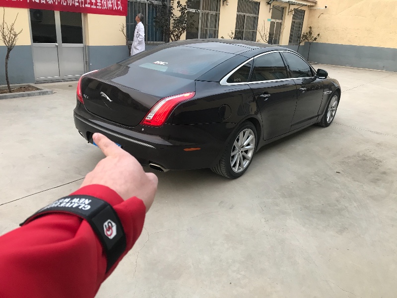 青島12年捷豹XJ1