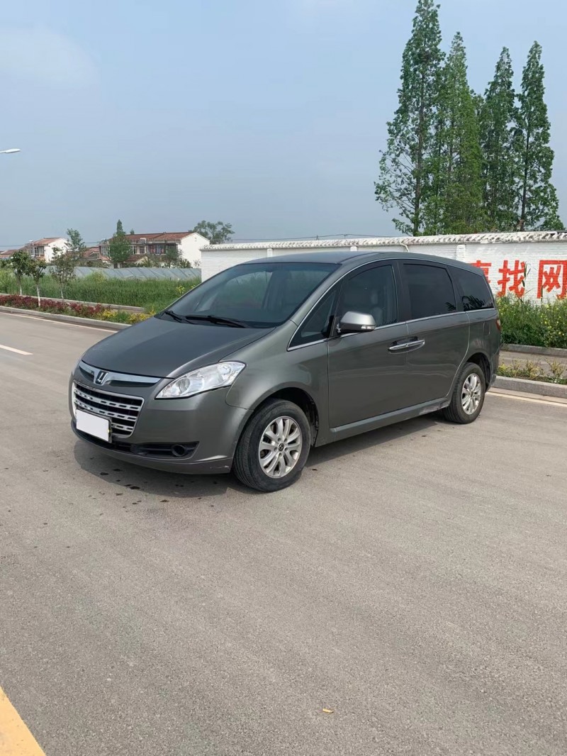宿遷15年納智捷大7 MPV2