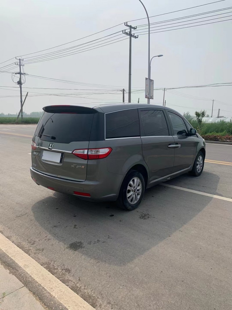 宿遷15年納智捷大7 MPV5