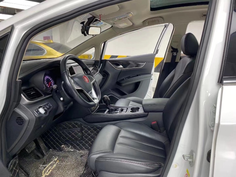 成都17年比亚迪宋4