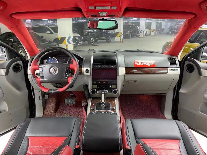 成都10年大众途锐7