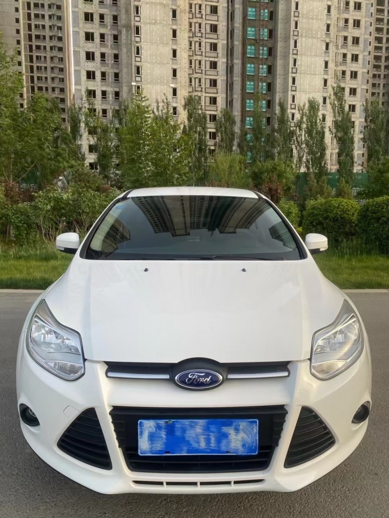 保定15年福特福克斯2