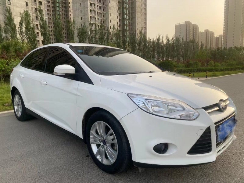 保定15年福特福克斯1