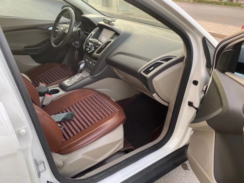 保定15年福特福克斯3