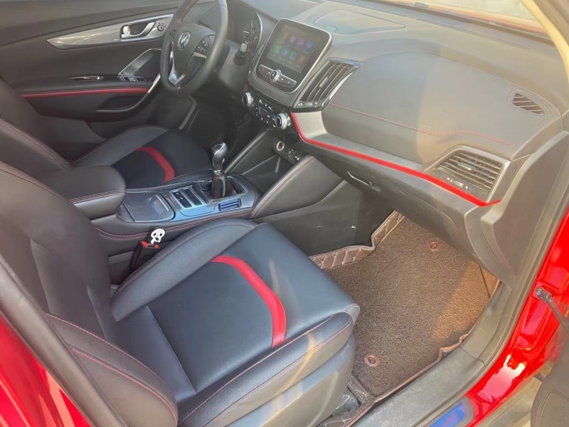 保定19年长安汽车CS552