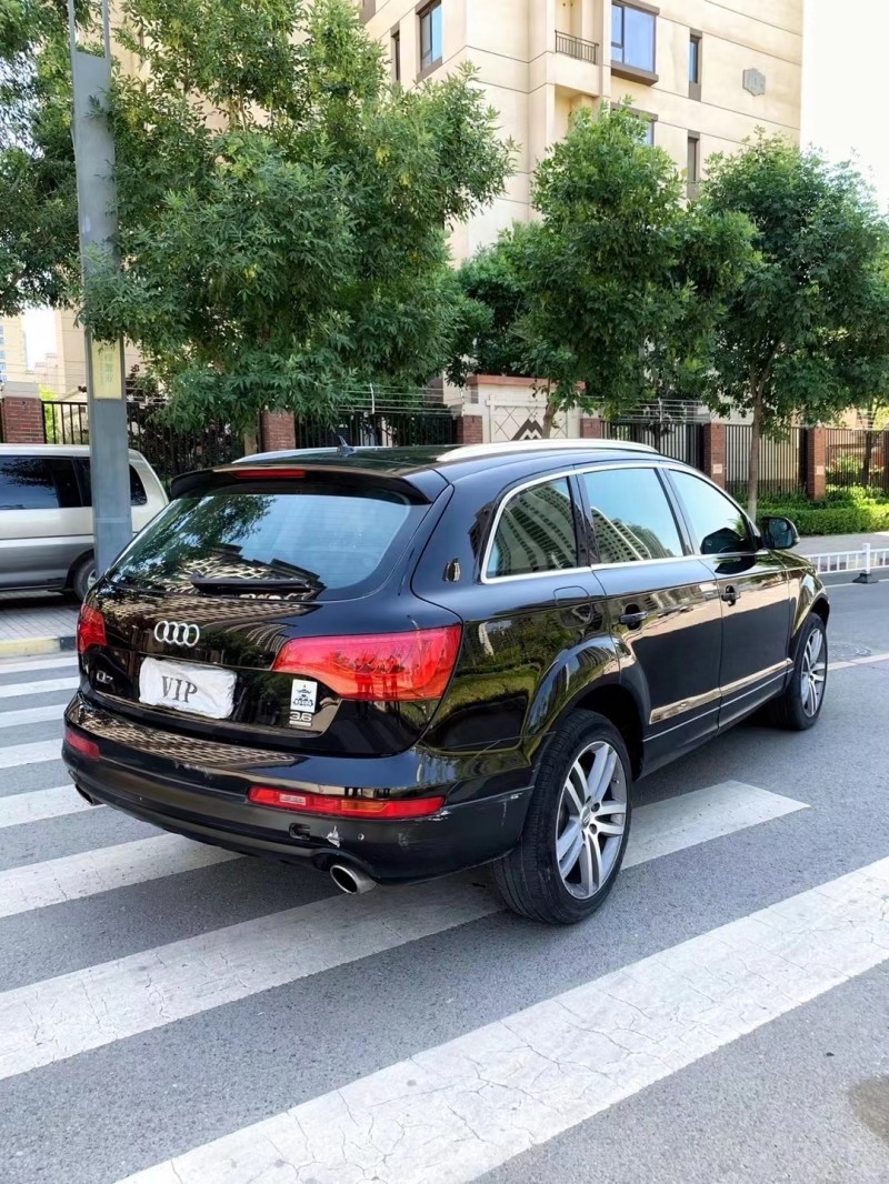 廊坊10年奥迪Q76