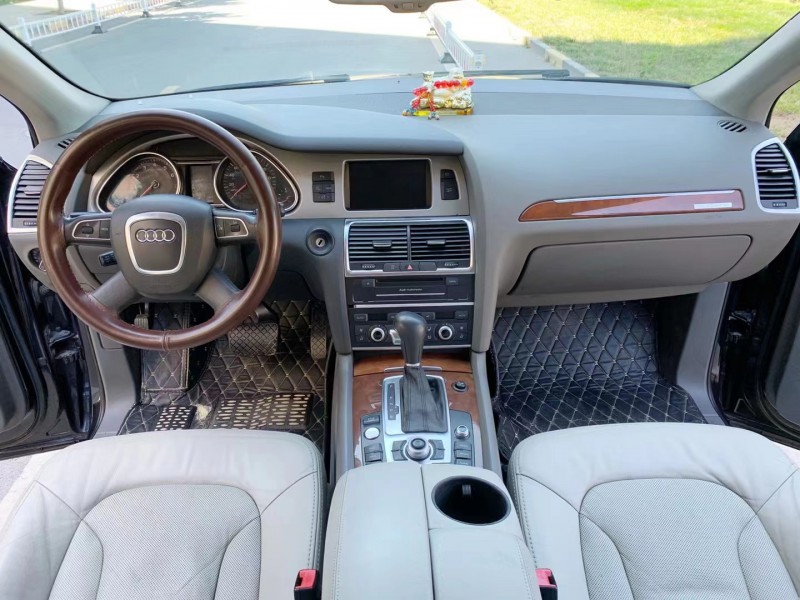 廊坊10年奥迪Q77