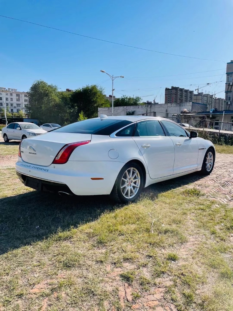 聊城16年捷豹XJ5