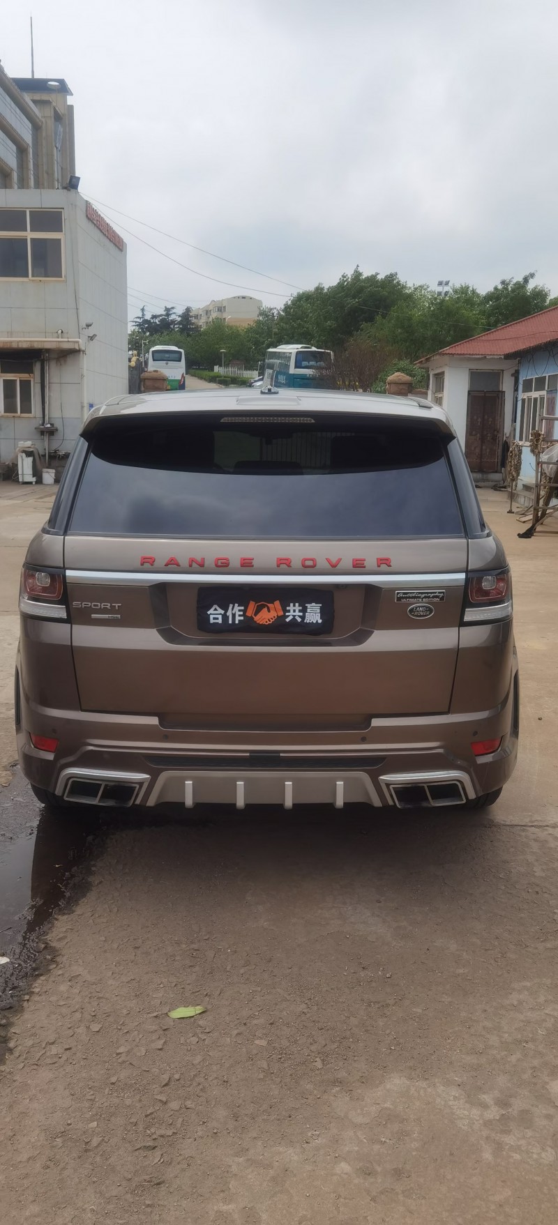 青岛14年路虎揽胜运动6