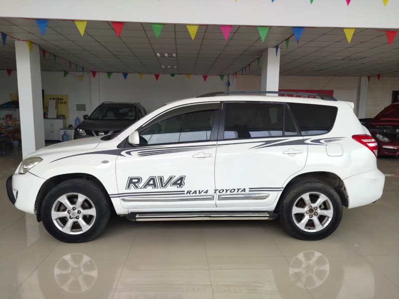 聊城12年豐田RAV4榮放7