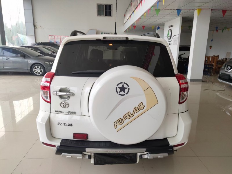 聊城12年豐田RAV4榮放6