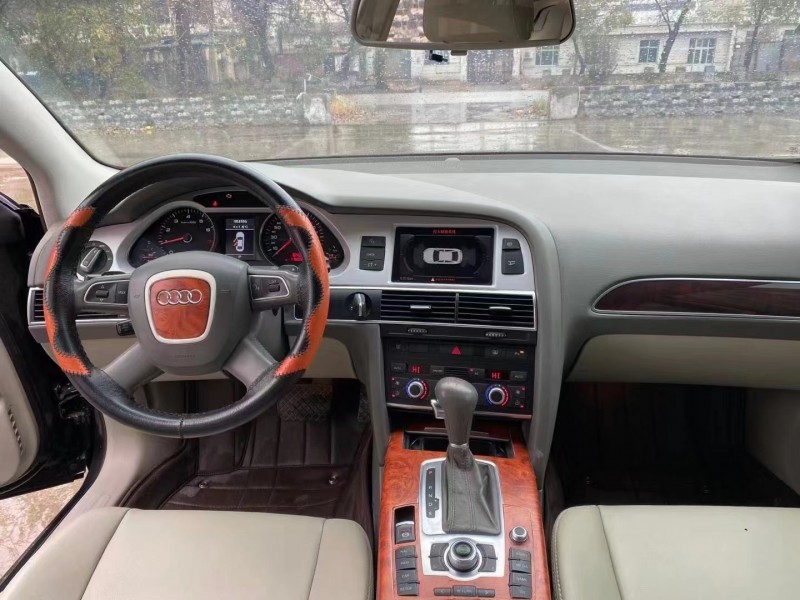 保定11年奥迪A6L8