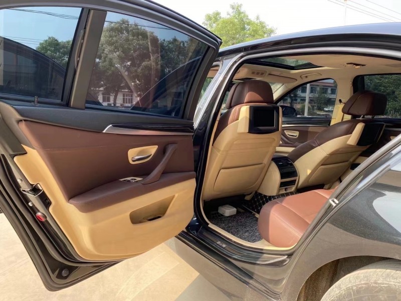 保定12年宝马5系4