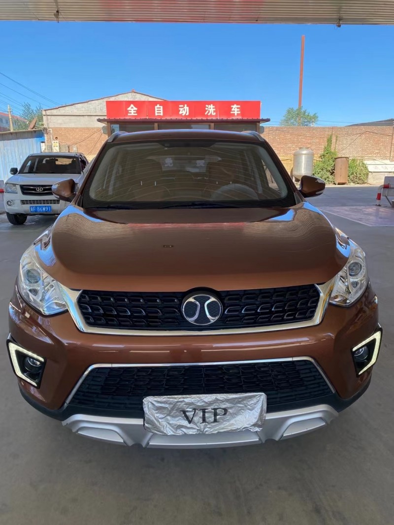 保定19年北汽绅宝X351