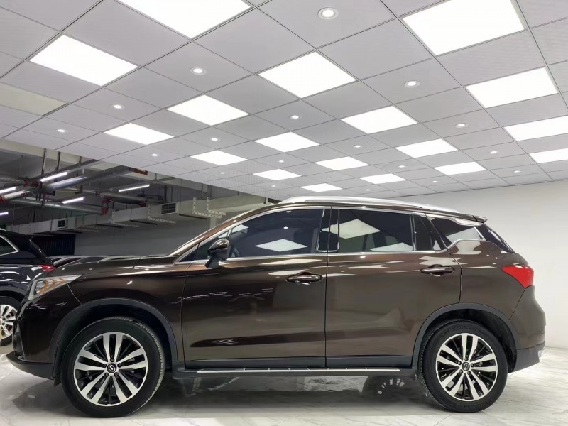 成都18年传祺GS43