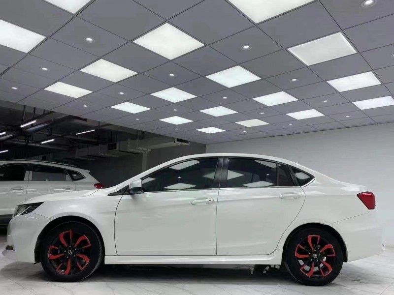 成都19年东南汽车A53